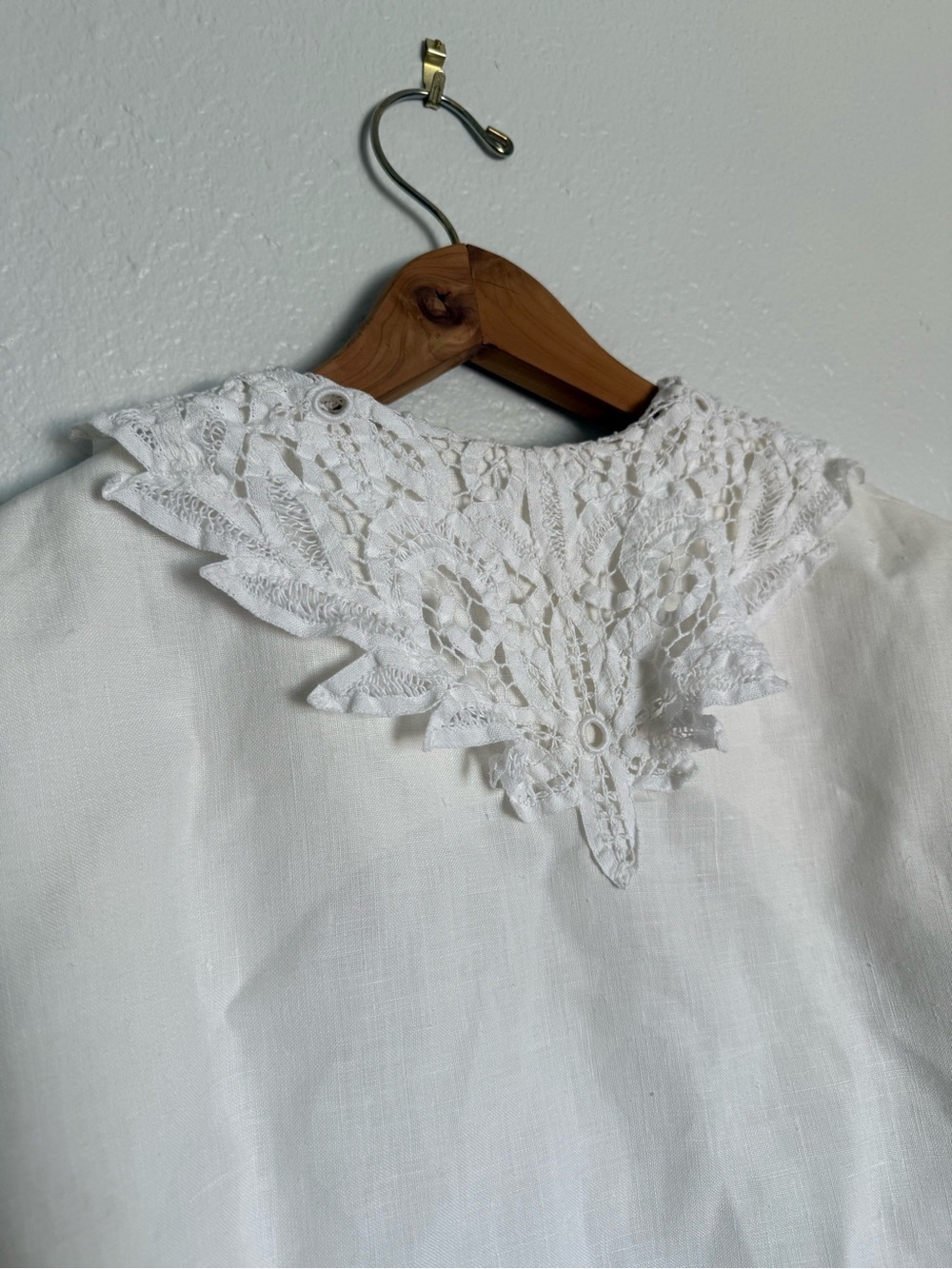 Vintage White Linen & Lace Double Breasted Jacket - Picture 10 of 11